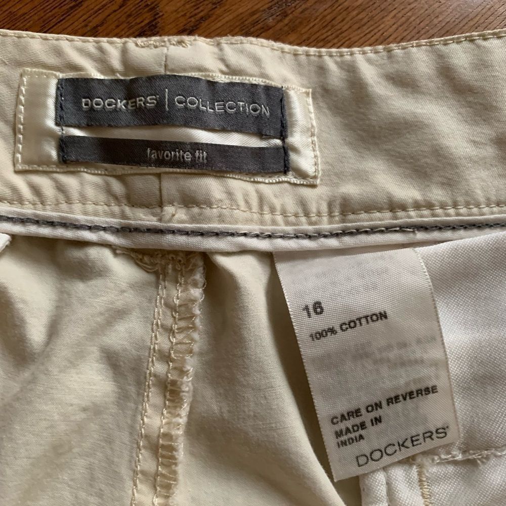 VINTAGE Dockers Collection Khaki Cargo Pants - Picture 4 of 13
